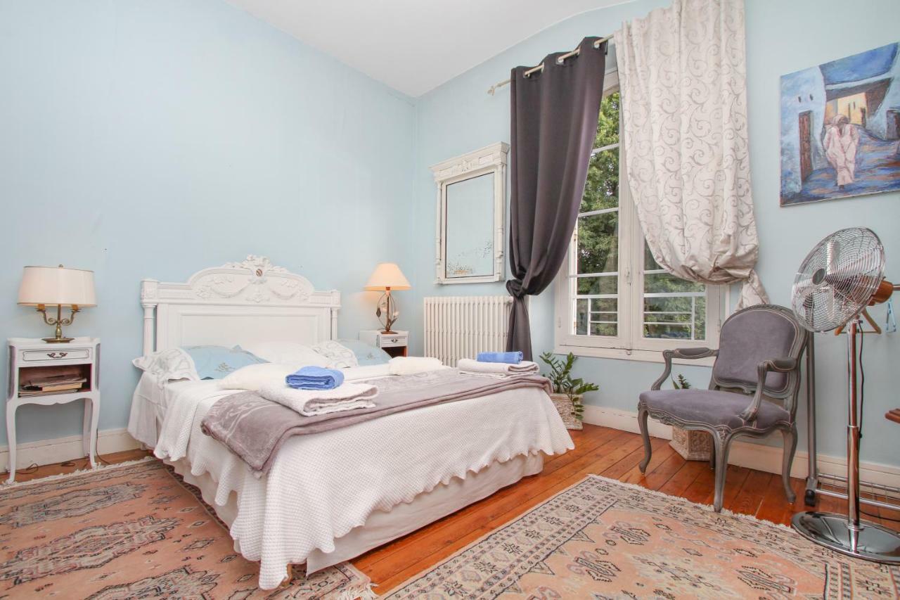 Manoir Des Turets Bed & Breakfast Yvre-l'Eveque Exterior photo